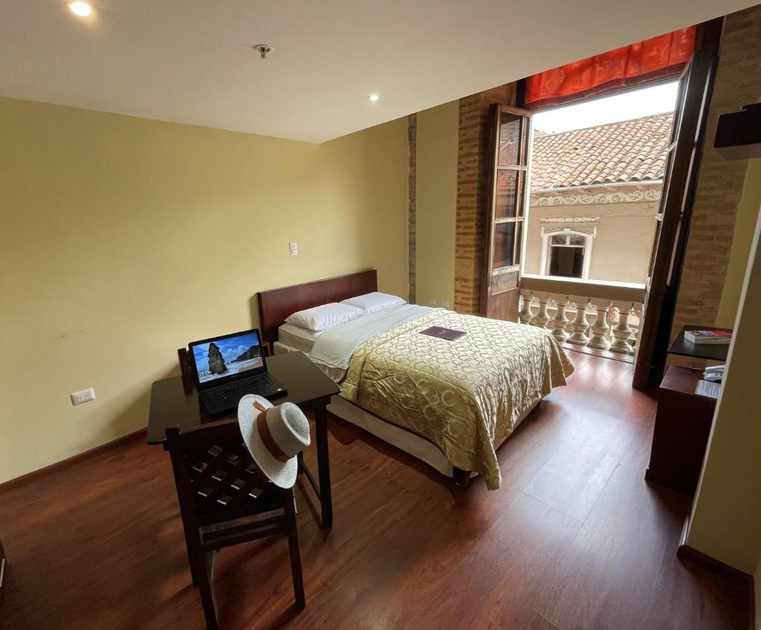 Flore Hotel Boutique กูเอ็งกา ภายนอก รูปภาพ